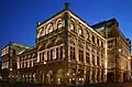 Blick von der Kärntner Straße auf die Wiener Staatsoper