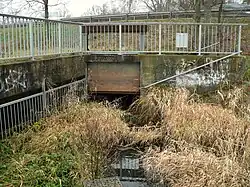 Düker unter dem Messeschnellweg, wo der Wietzegraben zum Laher Graben wird