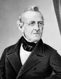 Wilhelm von der Decken, Ritterschaftspräsident (1781–1853), war ein Bruder von Friedrich von der Decken auf Melkof[7]