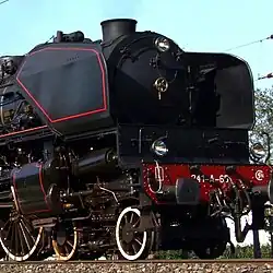 241 A 65 mit großen Windleitblechen