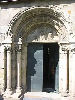 Tympanon des Marien­klosters