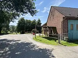 Nebengebäude an der Wipperauer Straße