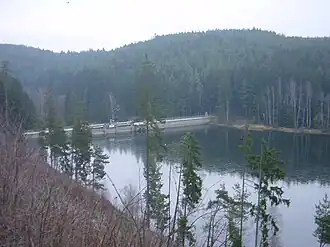 Oberbecken mit Staumauer