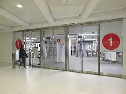 Zugang vom WTC Transpor­tation Hub zur U-Bahn