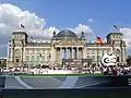 adidas World of Football vor dem Reichstag