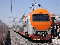 Doppelstöckiger elektrischer Personentriebzug der Reihe ONCF&nbsp;Z2M, baugleich mit dem italienischen Treno Alta Frequentazione