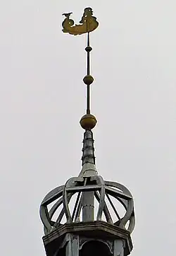 Turmspitze mit Seejungfrau