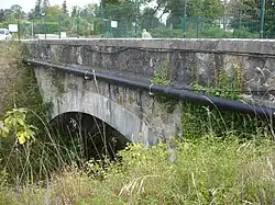 Brücke der D 134 über die Eisenbahntrasse