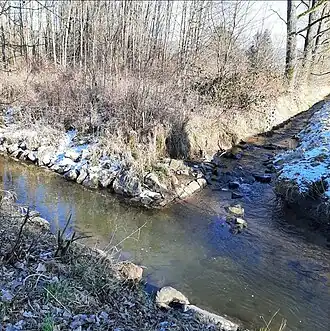 Almesbach beim Zusammenfluss mit dem Edeldorfer Graben.