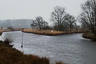 Zusammenfluss von Stör (links) und Bramau im Kellinghusener Ortsteil Grönhude