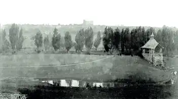 Teich und Aussichtspavillon von Süden, um 1900