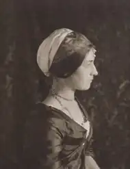 Marie von Oriola, Bildnis, Heliogravüre aus der Zeitschrift „Photographischen Rundschau“, 1897